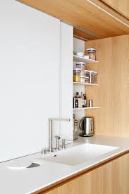 Prague Triplex Apartment Kitchen Counter And Shelves Home Decorating Trends Deko Tisch Kuchendesign Kuchenrenovierung