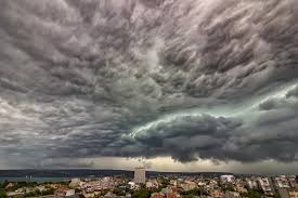 Pe vremea.me găsești informații meteo pentru zilele în care vremea contează. Meteo Cod Portocaliu De Ploi TorenÅ£iale Si Vijelie In CapitalÄ Si Ilfov Foto