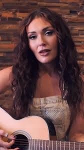 For the mamas who bring us babies who are all grown up, back home for  Christmas ❤️🎄 #scratchingthesurface