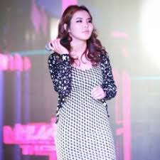 Listen to Алтаргана Altargana by Bavuudorj Tsetsegmaa in Ardiin Duu  playlist online for free