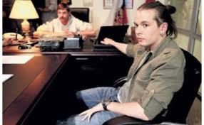 Павел майков и сергей безруков в сериале «бригада» в 2013 году майкова пригласили в криминальный сериал «департамент». Rezhisser Brigady 2 Bezrukov Hotel Snova Sygrat Sashu Belogo Tv Ua
