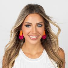 ✨ NEW SUBSCRIBER PERK ✨ You can join the Premium Sparkle Box this July and  choose a FREE gift from our exclusive Sparkle Box subscription collection.  Hadley + Free Gift of Choice +