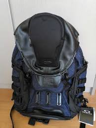 This bag gets its name from the one item you might not be able to carry inside it. Oakley Kitchen Sink Lx Shop Clothing Shoes Online
