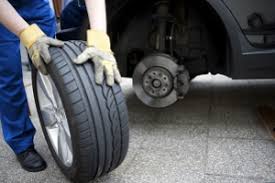 Reifenalter Wann Mussen Autoreifen Ersetzt Werden
