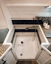 aaron mcshane (mcshane_aaron)