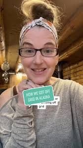 Lynnette Butler's Instagram, Twitter & Facebook