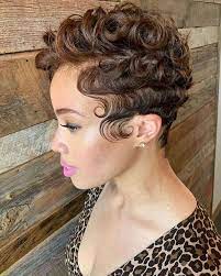 These Short Layered Haircuts Are Perfect For Starting Fresh This Fall Short Layered Haircuts Short Hair Styles Layered Haircuts
