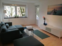 Um die entscheidung für oder gegen einen makler zu treffen, ist es zunächst ratsam, sich einen überblick über die, im rahmen eines immobilienverkaufs erforderlichen, fähigkeiten und kenntnisse zu verschaffen. Bereits Verkauft Top Renovierte Wohnung In Hh Steilshoop Paul Paul Immobilien Gmbh