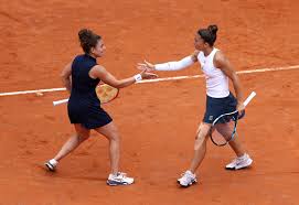 Italian sweep: Errani, Paolini battle to second straight Rome doubles title