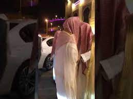 ‏أحد جنودنا البواسل من أبناء قرية مولغ الوكيل رقيب محمد بن علي الزهراني؛ يسطر اليوم مجداً عظيماً في التفاني والتضحية، حيث تصدّى للمعتدي على إمام الحرم الشريف الشيخ بندر بليلة. Ø­ÙÙ„ Ø²ÙØ§Ù ÙˆÙ„Ø¯ Ø§Ù„Ø´ÙŠØ® Ø¨Ù†Ø¯Ø± Ø¨Ù„ÙŠÙ„Ø© Ø§Ù„Ø´ÙŠØ® Ø¹Ø¨Ø¯Ø§Ù„Ø¹Ø²ÙŠØ² Ø¨Ù†Ø¯Ø± Ø¨Ù„ÙŠÙ„Ø© 1 Youtube
