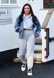 Due to the albums tremendous success estefan won a grammy award for best tropical latin album the following year. Abbie Holborn Style Clothes Outfits And Fashion Celebmafia