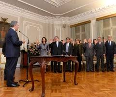 Gobierno de colombia y el mundo. Con La Llegada Del Nuevo Gobierno A Colombia Estos Han Sido Los Cambios De Cargos