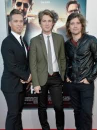 Clarke isaac hanson (november 17, 1980), zachary walker hanson (october 22, 1985), joshua mackenzie hanson (january 7, 1994) sister: Taylor Hanson Expecting Baby No 7 With Wife Natalie