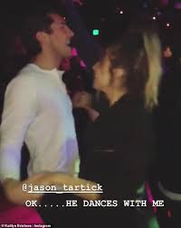Kaitlyn bristowe and jason tartick have been teasing their relationship for a while — but they finally made things kaitlyn bristowe made her status as jason tartick's sweet girlfriend insta official. Bachelorette Kaitlyn Bristowe Visits New Boyfriend Jason Tartick In Seattle Daily Mail Online