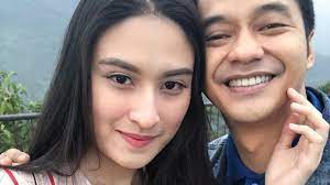 Angbeen rishi is a instagram star who has a net worth of $40 million. Angbeen Rishi Jelaskan Alasan Sampai Laporkan Ibunya Sendiri Ke Polisi
