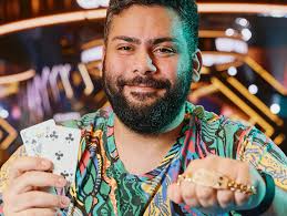 Österreicher Daniel Rezaei gewinnt das nächste Bracelet!