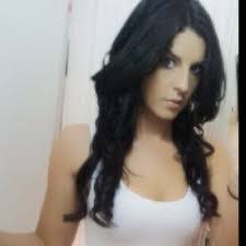 Jennie Stone's Instagram, Twitter & Facebook