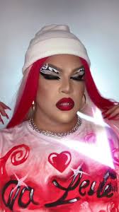 Gloria and Victor Pfp