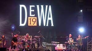 Chord Gitar Risalah Hati Dewa 19 Kunci Dari F Aku Bisa Membuatmu Jatuh Cinta Kepadaku Tribunnews Com Mobile