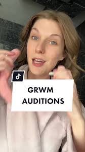 Lindsey Pippin's Instagram, Twitter & Facebook