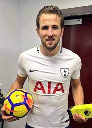 Harry Kane With Match Ball And Motm Award After Scoring A Hat Trick Away To Burnley Spurs Wo With Images Tottenham Hotspur Football England Football Team England Football