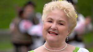 Azi în sat e sărbătoare