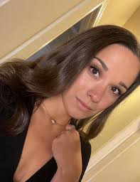 Alana Arayas OnlyFans Dominates The Internet! - Truth or Fiction