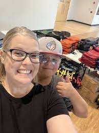 Robin Chaisson's Instagram, Twitter & Facebook