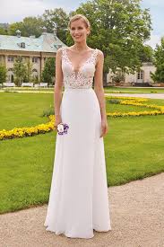 Top addressen finden jetzt informieren! Brautmode Brautkleider Fur Siegburg Boho Oder Schlichte Eleganz