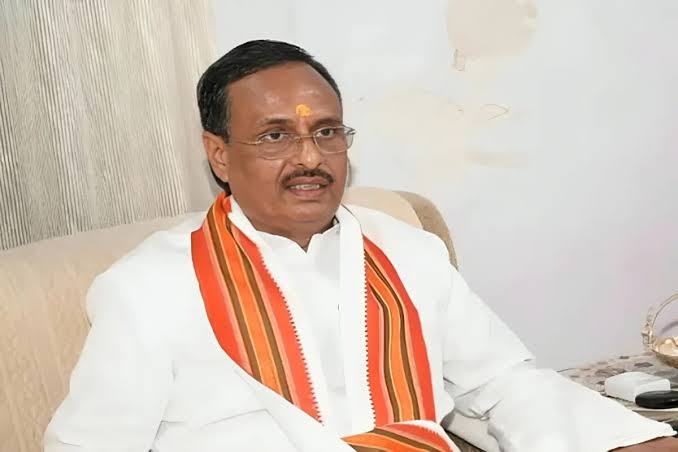 डॉ. दिनेश शर्मा अंडमान-निकोबार के उपराज्यपाल बने, यूपी की राजनीति में उठे कई सवाल | Dinesh Sharma Andaman Nicobar Lieutenant Governor Up Bjp Politics