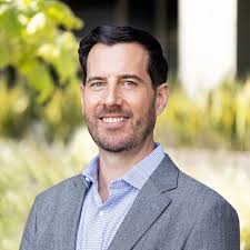 Andrew Hagopian's Instagram, Twitter & Facebook