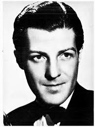 150 PICTURES AND STORIES OF THE TOP FLIGHT BAND LEADERS