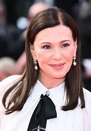 Interview: Iris Berben über Selbstbestimmung und die Kraft des Alterns