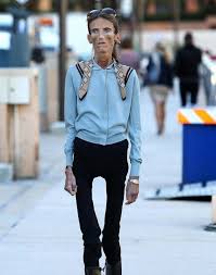 In rest, cu taiatul ma descurc de fapt, ma alintam mai sus, am o scula speciala, cumparata de la niste basarabeni, un fel de gratarel din sarma foarte subtire, dispusa in. Cea Mai SlabÄƒ Femeie Din Lume VorbeÈ™te Despre Boala Care I A Transformat ViaÈ›a In Iad Era FrumoasÄƒ CochetÄƒ Dar A Ajuns SÄƒ CantÄƒreascÄƒ 25 De Kilograme Antena 1