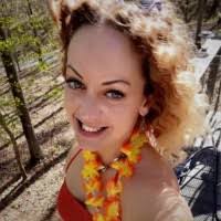 Amanda Rutherford's Instagram, Twitter & Facebook