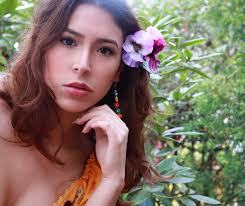 Aimee Coronado's Instagram, Twitter & Facebook