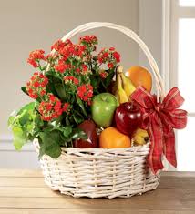 No detail falls short under our expert florists' watch. Colonial Flower Shoppe The Ftd Garden S Paradise Basket Somers Ct 06071 Ftd Florist Flower And Gift Delivery