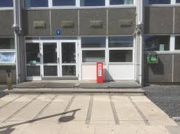 Arky´s hjertestarter skab kan bruges til alle hjertestartere som findes i dag på markedet. Hvidovre Idraetsforening Fodboldafdelingen