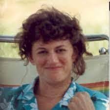 Linda Senft's Instagram, Twitter & Facebook