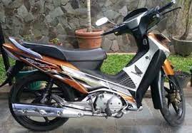 Apalagi jika sepeda motor hasil modifikasi yang kamu lakukan. Harga Motor Bekas Honda Supra X 125 Fi Masih Stabil Ini Kelebihan Dan Kekurangannya Gridoto Com