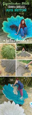 Töpfern und glasuren mit bine Gigantisches Riesen Blatt Aus Beton Gegossen In Tollen Blautonen Bine Brandle Diy Do It Yourself Howto Anleitung Gartendeko Aus Beton Gips Basteln Und Garten Deko