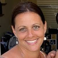 Tara Hatch's Instagram, Twitter & Facebook