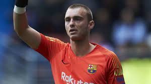 Latest on valencia goalkeeper jasper cillessen including news, stats, videos, highlights and more on espn. Barcelona Keeper Jasper Cillessen Einig Mit Benfica Goal Com