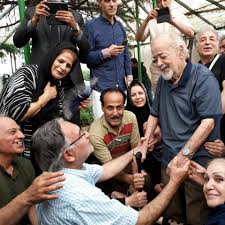 یک سو خلیج پارس؛ سوی دگر خزر! Ù…Ø­Ù…Ø¯ Ù†ÙˆØ±ÛŒ Ø²Ø§Ø¯ Ø®Ø§Ù…Ù†Ù‡ Ø§ÛŒ Ø¯Ø± Ø¯Ø®Ù…Ù‡ Facebook