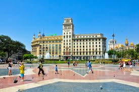 Historische altstädte und unberührte natur. Die Top 10 Sehenswurdigkeiten Von Barcelona Spanien Franks Travelbox