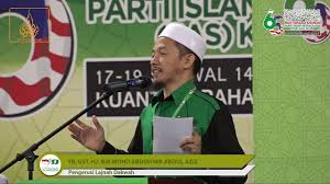 Nik mohamad abduh, son genel seçimi yenerek kazandıktan sonra şimdi bachok parlamento koltuğunu elinde tutuyor barışan nasional, awang adek hussin pakatan harapan adayı zulkifli zakaria ise. Ucapan Penggulungan Yb Ustaz Haji Nik Mohamad Abduh Nik Abdul Aziz Youtube
