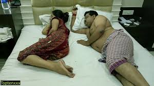 Desi Middle-aged man fucking his Hotwife with small penis! Hindi sex -  XNXX.COM