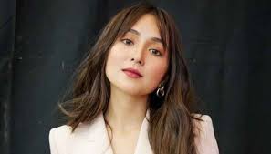 Kathryn Bernardo shares appreciation post: 'No looking back, only moving  forward'