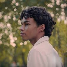 Mr🍎Apple is in the can and has entered post production. A great privelige  to see your writing brought to life by incredibly real, exceptional  performances: Sabina Lawton (Genie), Matt Wycliffe…