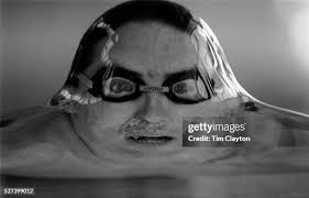 675 fotos e imágenes de alta resolución de Tim Breaker